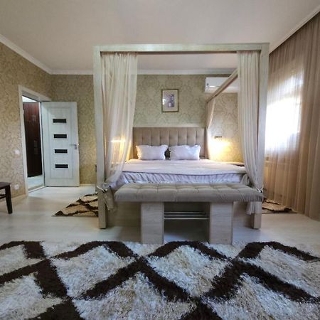 Hi-Tech Apartment In City Center Taschkent Exterior foto