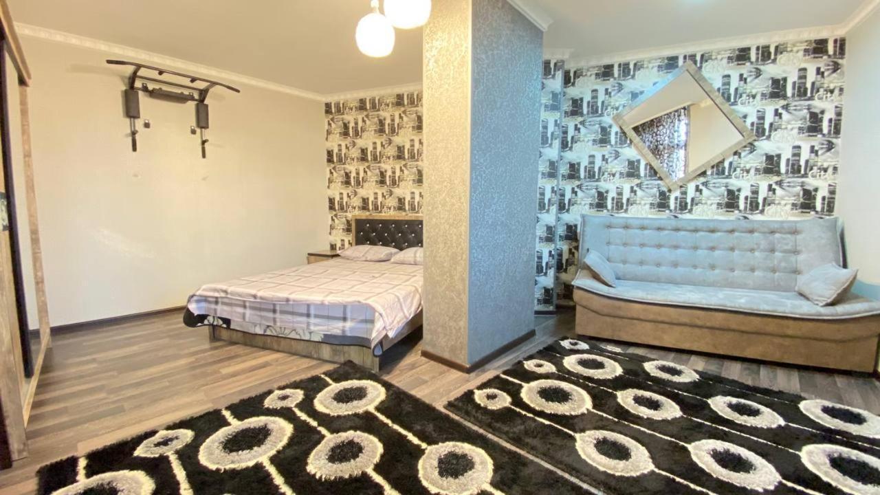 Hi-Tech Apartment In City Center Taschkent Exterior foto
