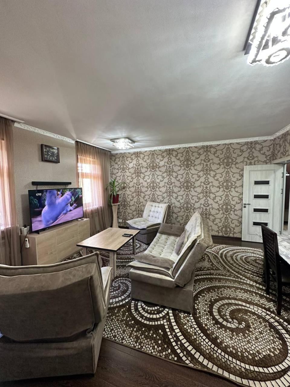 Hi-Tech Apartment In City Center Taschkent Exterior foto